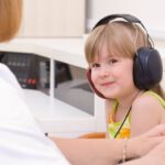 Dlaczego warto korzystać z usług specjalistów w diagnostyce słuchu?